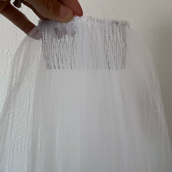 Wayfarer Bride NYC Handmade Pleated Veil - Picture 10 of 10